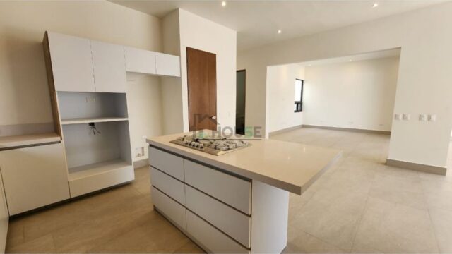 CASA NUEVA EN BOSQUES DE LAS MISIONES SECTOR ENCINO 2