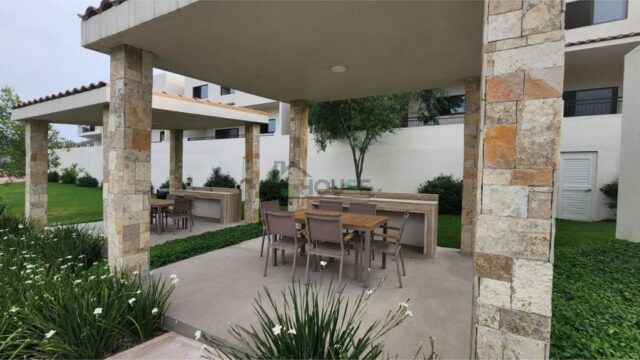 FRACCIONAMIENTO LAS TESELAS 10