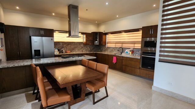 WhatsApp Image 2025-04-08 at 13.13.09 (6)