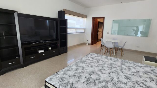 WhatsApp Image 2025-04-08 at 13.13.10 (5)