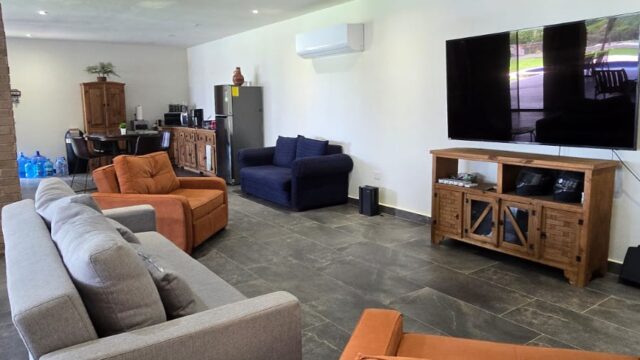 WhatsApp Image 2025-05-28 at 18.19.44 (2)